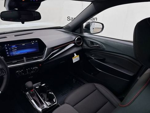 New 2026 Chevrolet Trax RS w/ Driver Confidence Package image 24