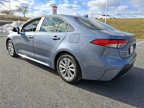 Certified 2023 Toyota Corolla LE image 7