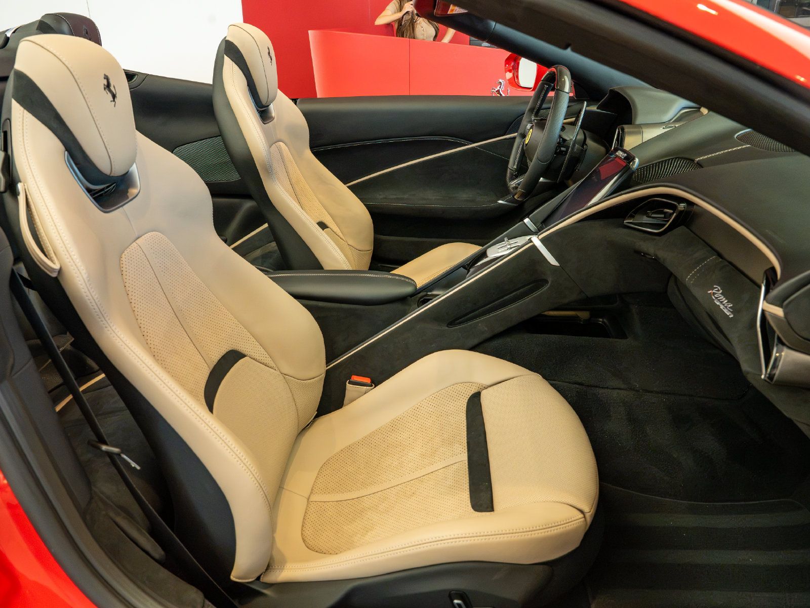 Certified 2026 Ferrari Roma Spider RWD image 20