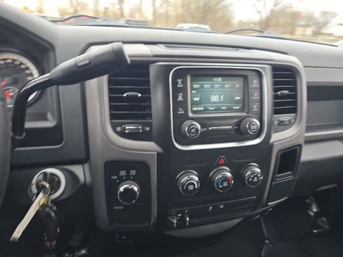 Used 2014 RAM 1500 Express image 27