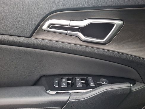 Used 2024 Kia Sportage X-Line image 13