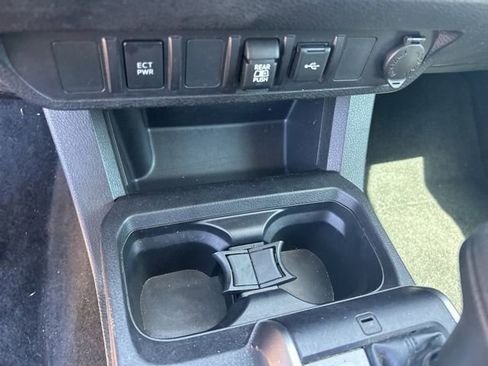 Used 2021 Toyota Tacoma SR5 RWD image 27