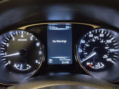 Used 2016 Nissan Rogue S AWD/4WD image 23