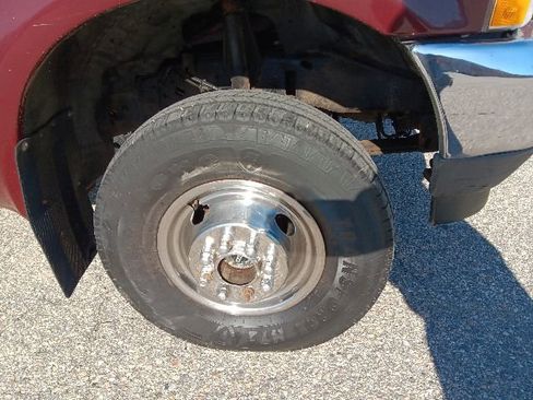 Used 2004 Ford F350 XL AWD/4WD image 28