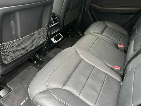 Used 2017 Mercedes-Benz GLE 550e image 11