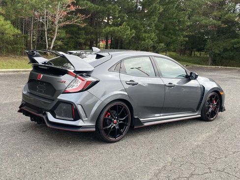 Used 2017 Honda Civic Type R image 6