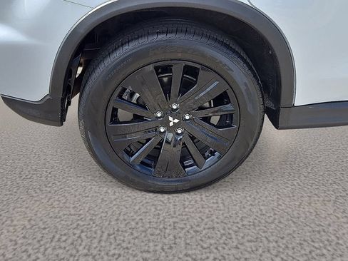 Used 2026 Mitsubishi Outlander Sport AWD image 7