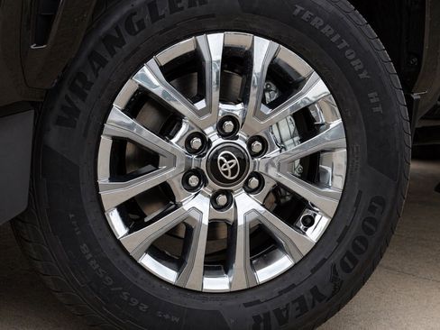 New 2026 Toyota Tacoma Limited AWD/4WD image 12