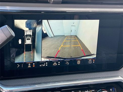 New 2026 GMC Sierra 2500 Denali w/ Denali Reserve Package image 9