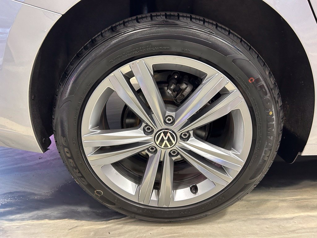 Used 2024 Volkswagen Jetta SE FWD image 22