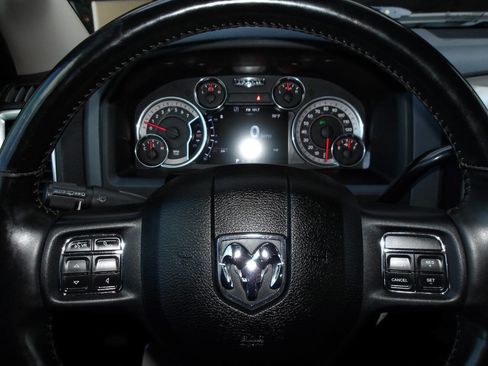 Used 2015 RAM 2500 Big Horn image 18