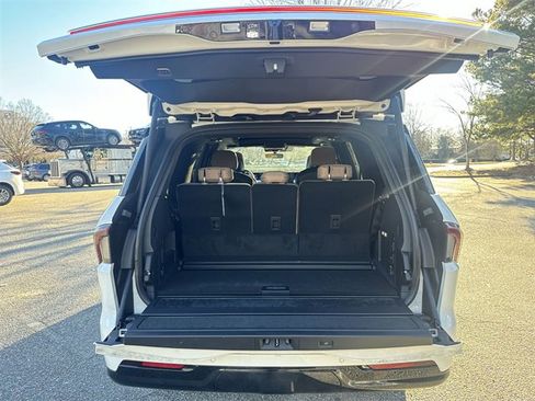 New 2025 Lincoln Navigator Black Label image 26