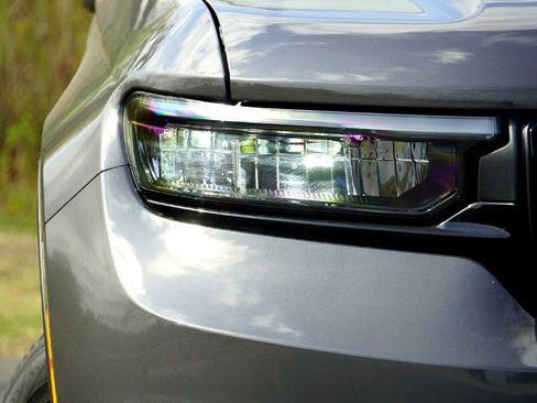 New 2025 Jeep Grand Cherokee L Limited image 3