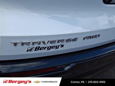 Certified 2026 Chevrolet Traverse High Country AWD/4WD image 32