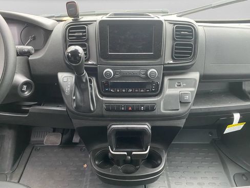 Used 2026 RAM ProMaster 2500 w/ Convenience Group FWD image 13