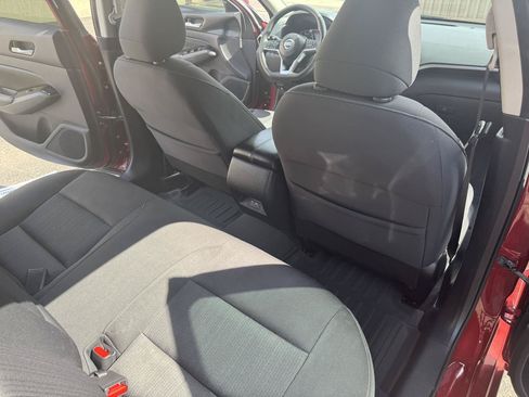 Used 2021 Nissan Altima 2.5 SV FWD image 19