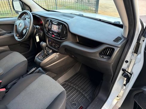 Used 2020 RAM ProMaster City Tradesman FWD image 21