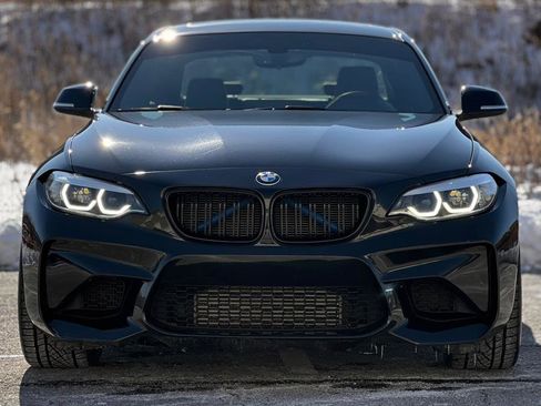 Used 2018 BMW M2 image 3