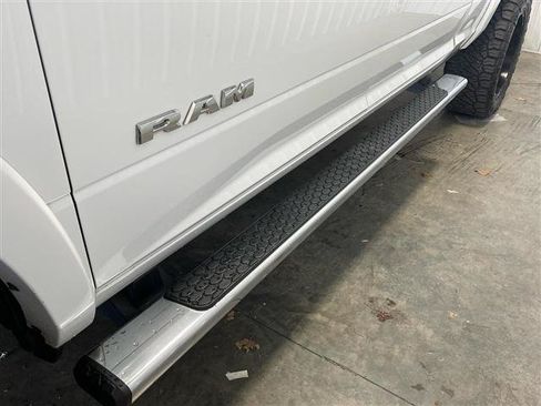 Used 2021 RAM 2500 Laramie AWD/4WD image 9