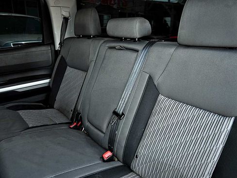 Used 2014 Toyota Tundra SR5 w/ SR5 Upgrade Package RWD image 10