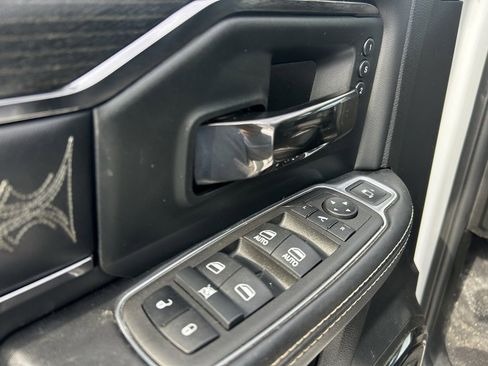 Used 2022 RAM 2500 Limited image 9