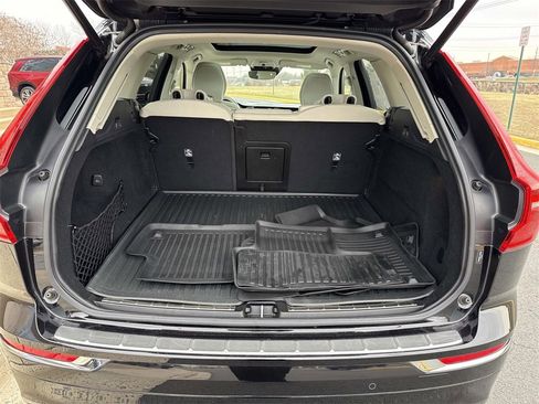 Used 2020 Volvo XC60 T6 Inscription w/ Protection Package Premier image 14