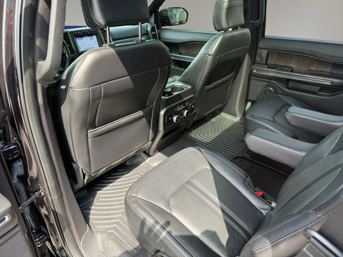 Used 2019 Ford Expedition Limited w/ Equipment Group 301A image 31