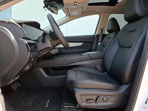 Certified 2025 Nissan Murano SL w/ Cargo Package AWD/4WD image 14