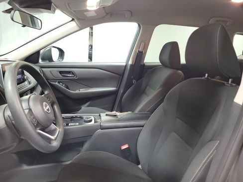 Used 2024 Nissan Rogue S AWD/4WD image 12