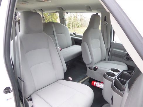 Used 2013 Ford E-350 and Econoline 350 XL image 19