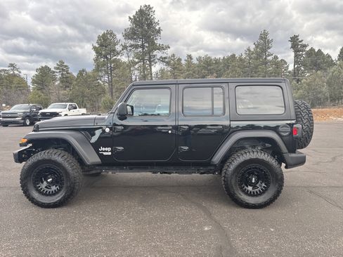 Used 2021 Jeep Wrangler Unlimited Sport image 7