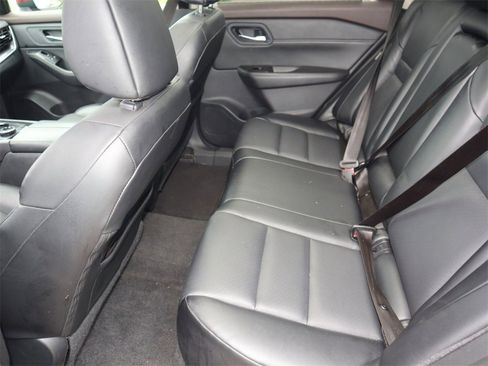 Certified 2022 Nissan Rogue SV w/ SV Premium Package image 11