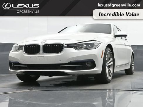 Used 2017 BMW 330i Sedan RWD image 25