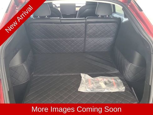 Used 2022 Tesla Model Y Performance AWD/4WD image 16