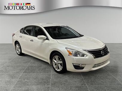Used 2014 Nissan Altima 2.5 SV
