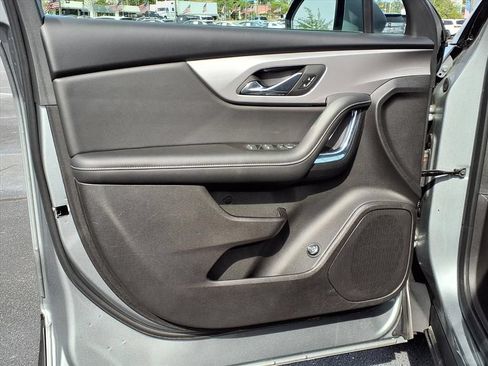 Used 2024 Chevrolet Blazer LT w/ Convenience Package FWD image 4