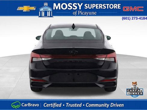 Used 2023 Hyundai Elantra SEL image 9