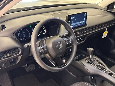 Certified 2026 Honda HR-V LX image 20