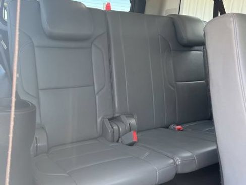 Used 2018 Chevrolet Suburban LT AWD/4WD image 39