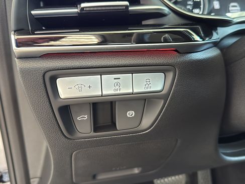 Used 2023 Genesis G80 2.5T RWD image 14