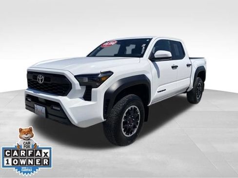 Used 2024 Toyota Tacoma TRD Off-Road AWD/4WD image 1