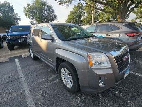 Used 2012 GMC Terrain SLE FWD image 2