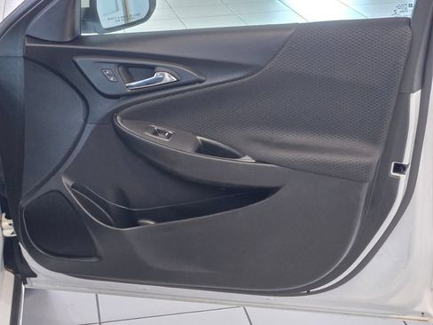 Used 2024 Chevrolet Malibu LT FWD image 5