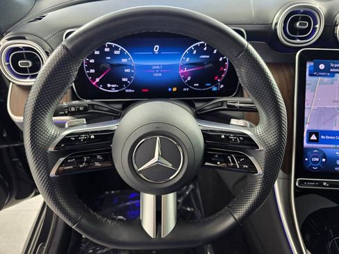 Certified 2025 Mercedes-Benz GLC 300 image 18