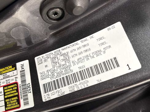 Used 2022 Toyota Tundra SR5 w/ SR5 Convenience Package image 11