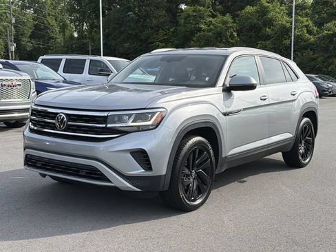 Used 2023 Volkswagen Atlas Cross Sport SE FWD image 7