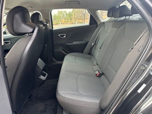 Used 2025 Kia K4 LXS image 26