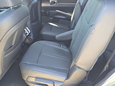 New 2026 Kia Sorento EX image 17