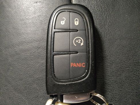Used 2014 Jeep Cherokee Limited FWD image 32