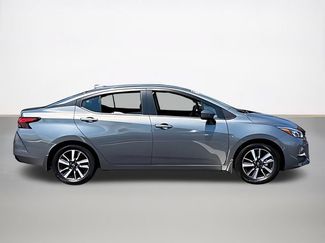 Used 2025 Nissan Versa SV w/ Trunk Package FWD video 2